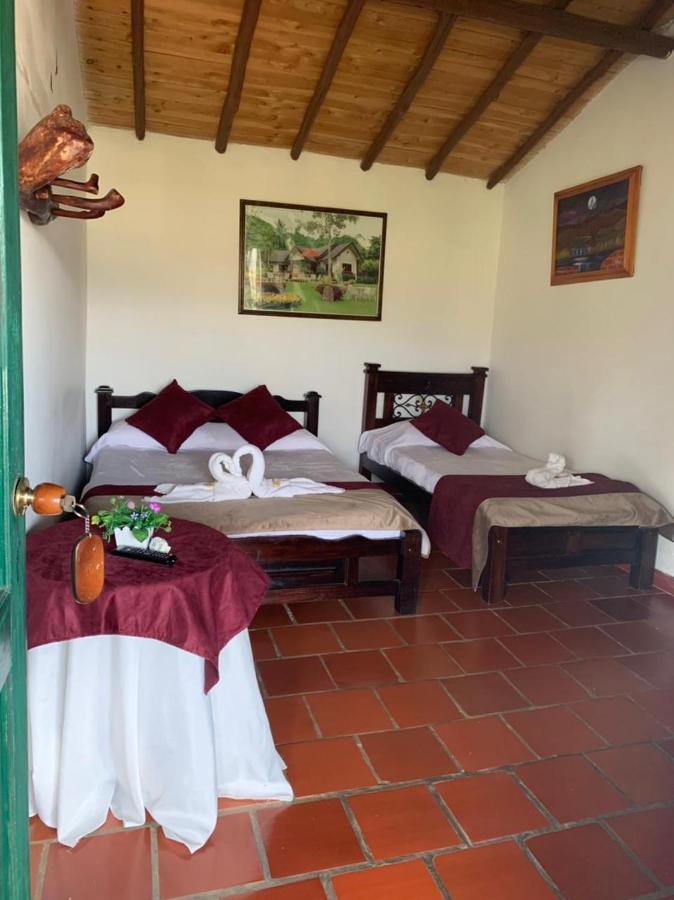 Hotel Campestre La Loma Curití エクステリア 写真