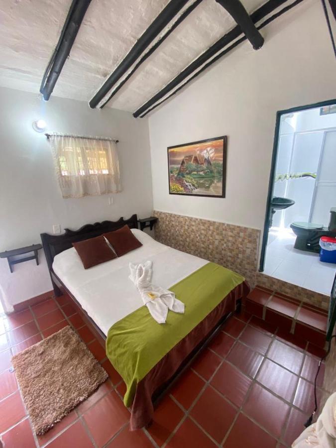 Hotel Campestre La Loma Curití エクステリア 写真