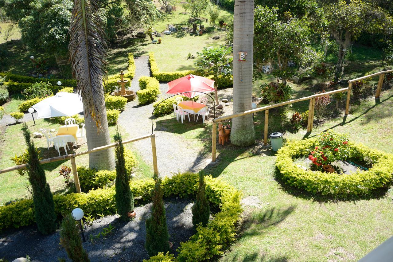 Hotel Campestre La Loma Curití エクステリア 写真